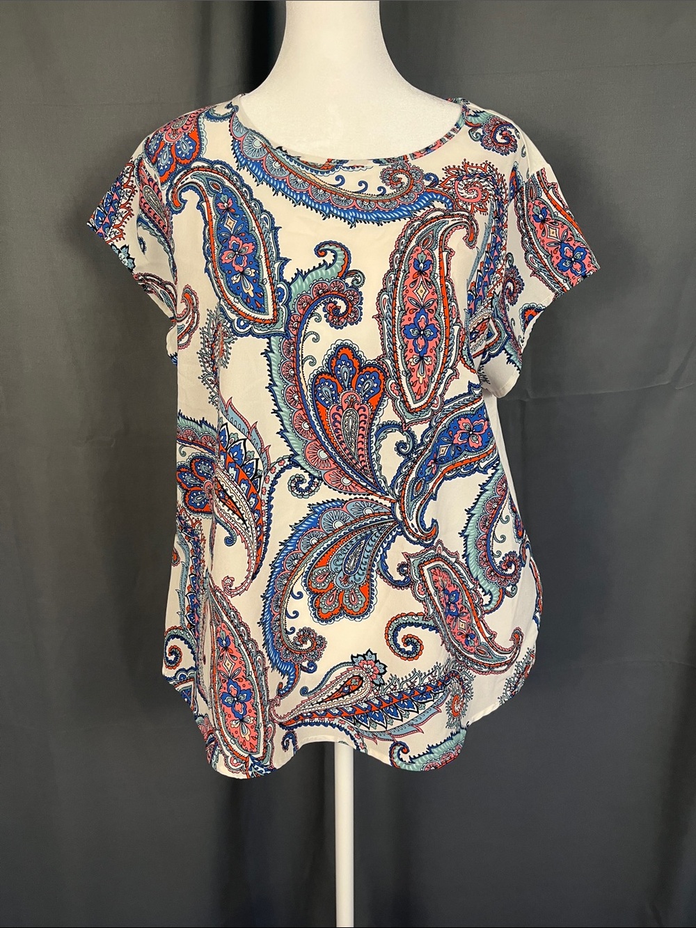 Van Heusen Women’s White Paisley Short-Sleeve Top - Blue & Pink